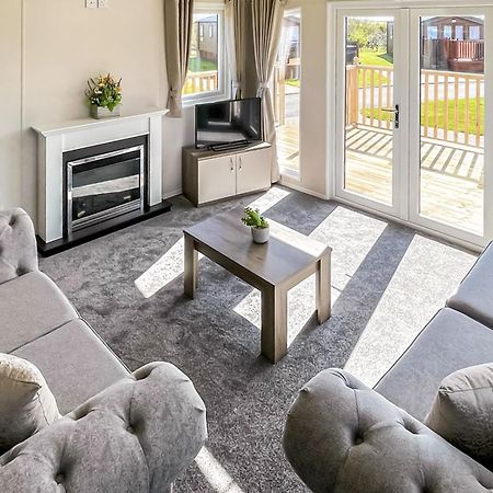 Отель Holderness Country Park Tunstall  Экстерьер фото